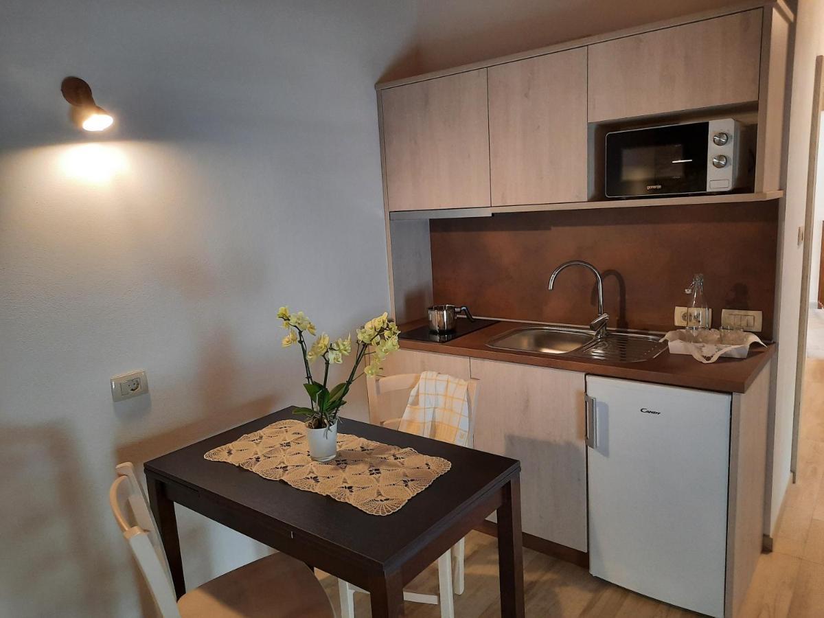 Apartmaji In Sobe Odlicna Hisa Штанєл Екстер'єр фото