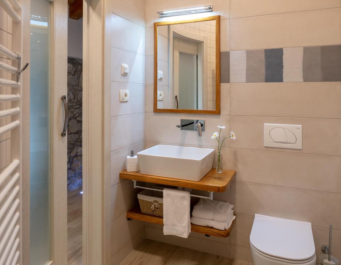 Apartmaji In Sobe Odlicna Hisa Штанєл Екстер'єр фото