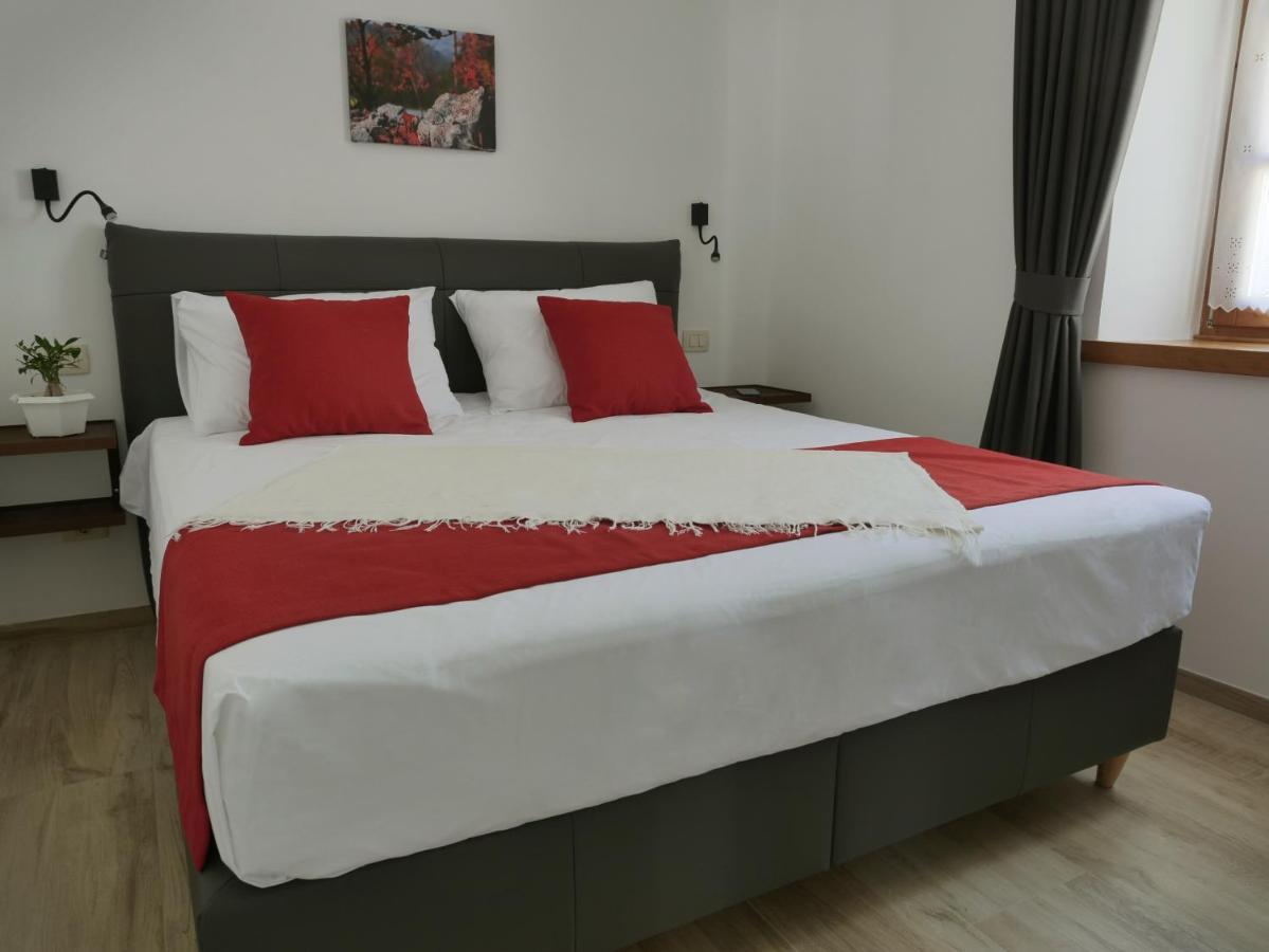 Apartmaji In Sobe Odlicna Hisa Штанєл Екстер'єр фото